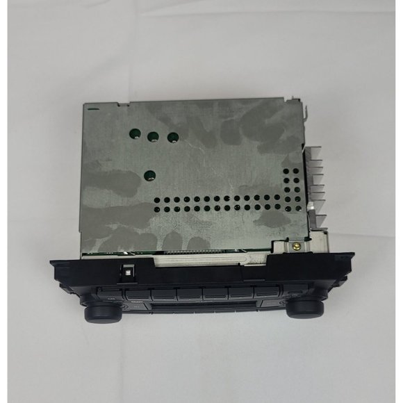05 06 07 Chrysler CD Player Radio REF OEM LKQ-part # P05064173AG. Tested - Picture 6 of 6